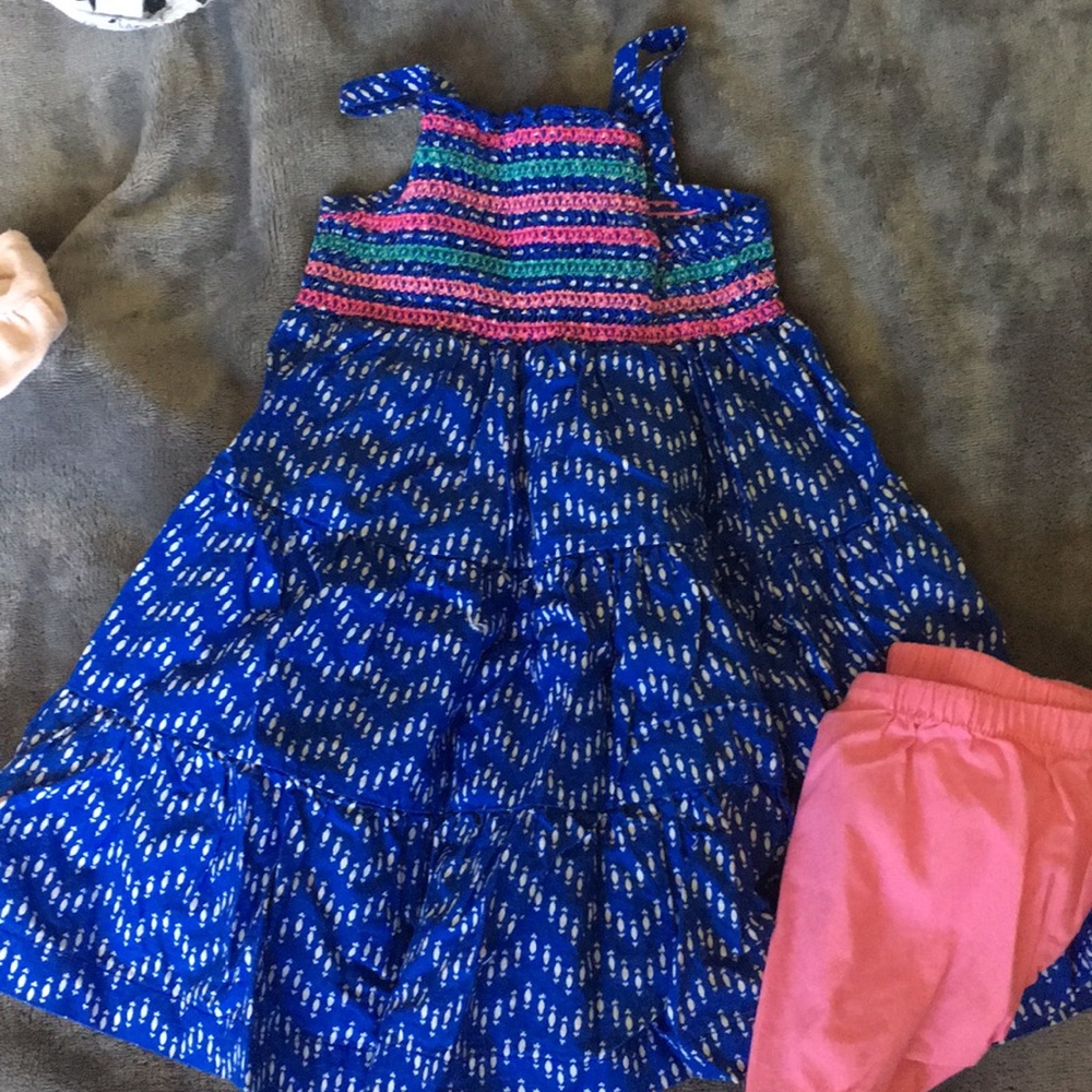 Baby girl dress with matching bloomers ❤️